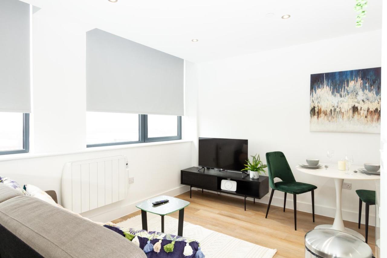 Stylish Studio Apt Overlooking Old Trafford Manchester Zewnętrze zdjęcie