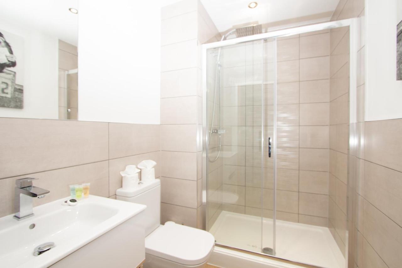 Stylish Studio Apt Overlooking Old Trafford Manchester Zewnętrze zdjęcie
