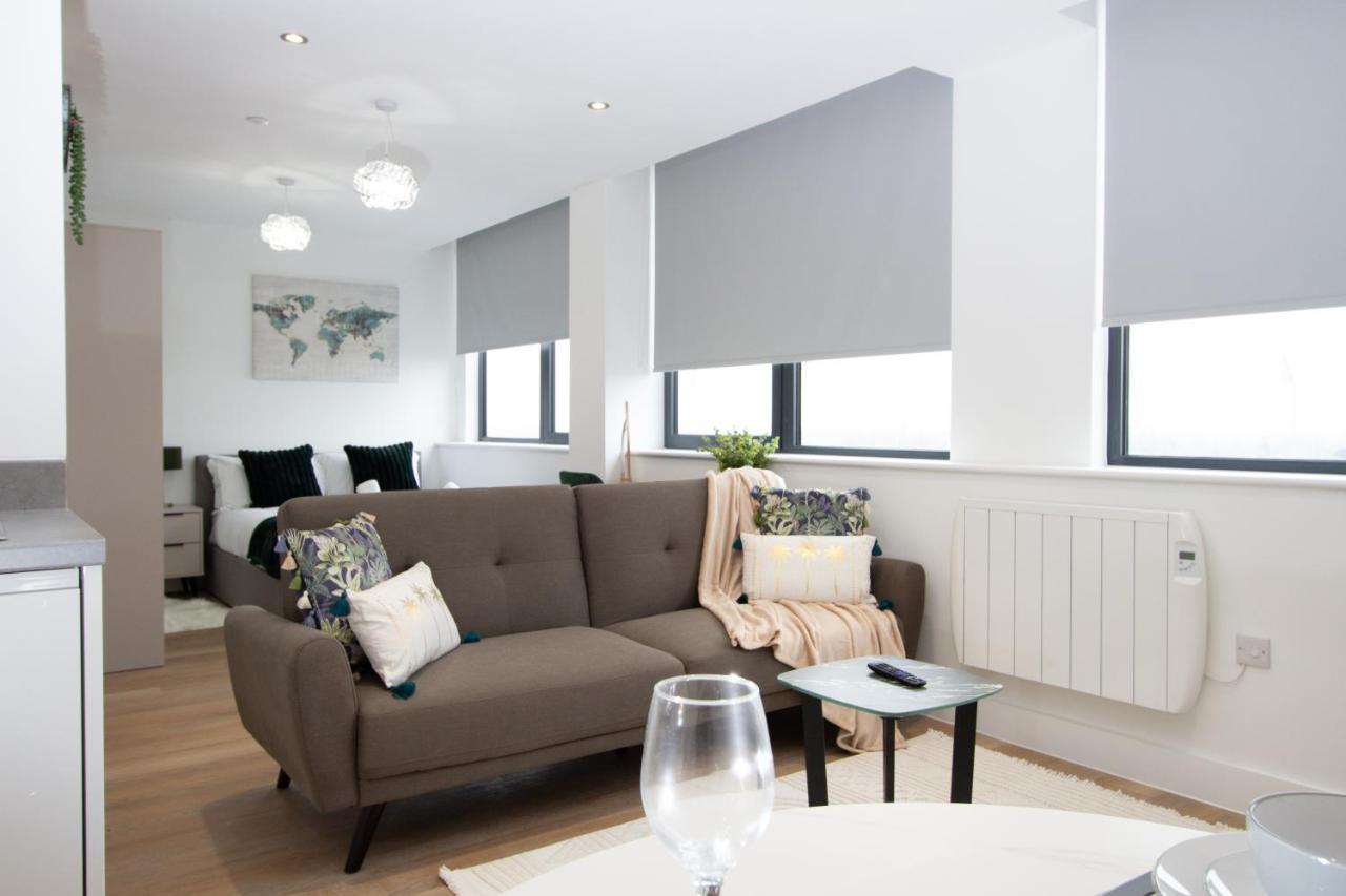 Stylish Studio Apt Overlooking Old Trafford Manchester Zewnętrze zdjęcie