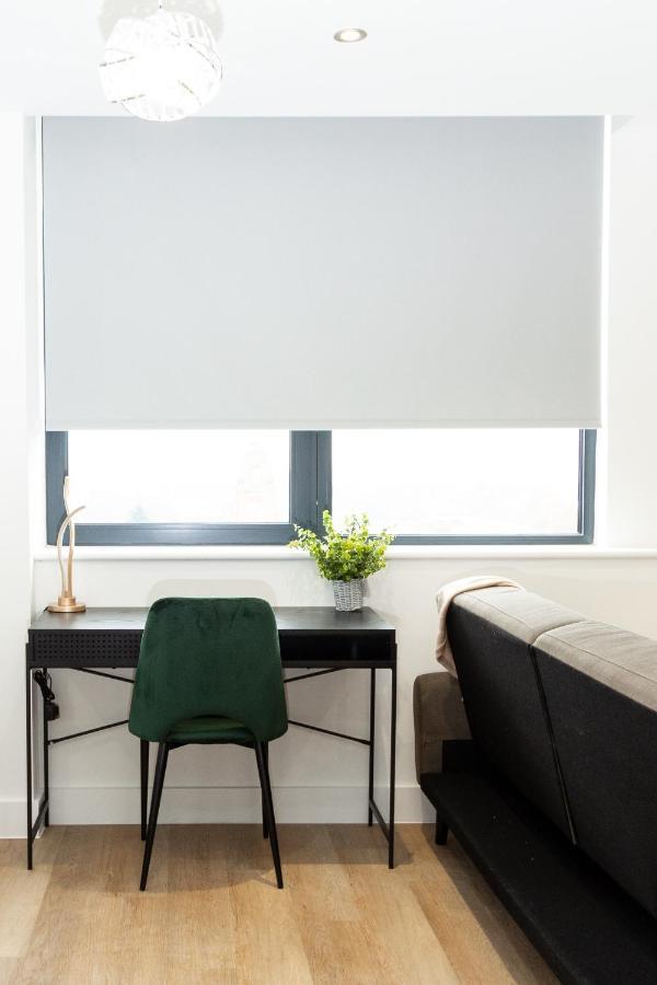Stylish Studio Apt Overlooking Old Trafford Manchester Zewnętrze zdjęcie