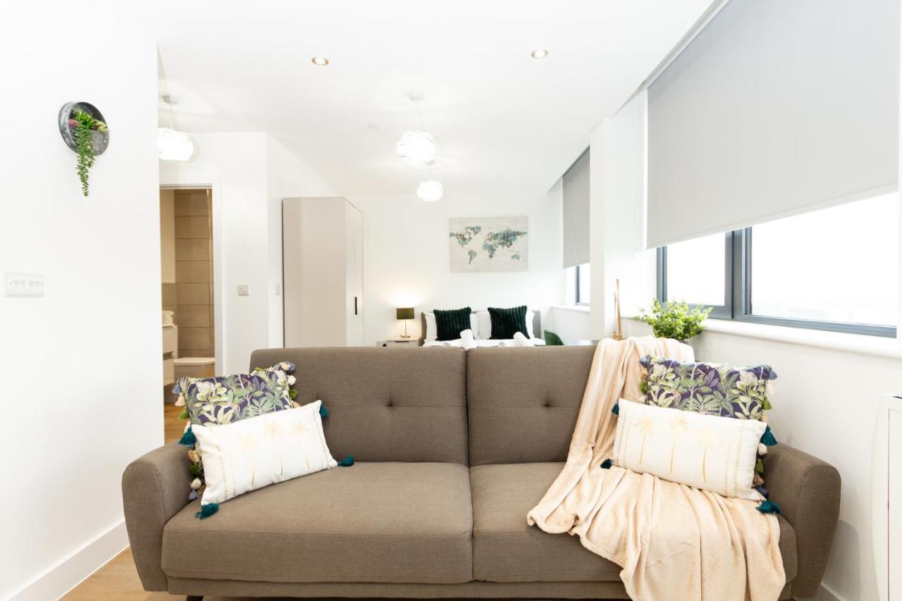 Stylish Studio Apt Overlooking Old Trafford Manchester Zewnętrze zdjęcie